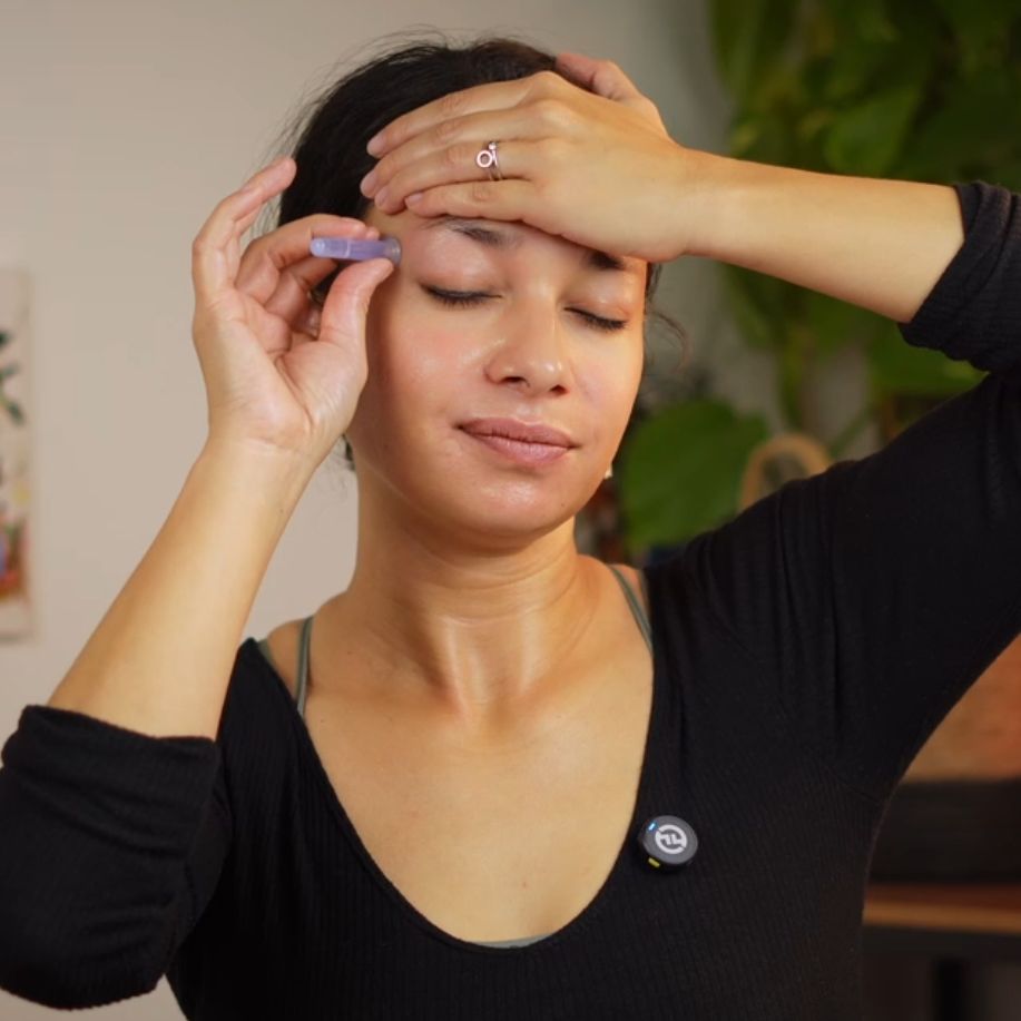 Posílení a masáž baňkami celého obličeje